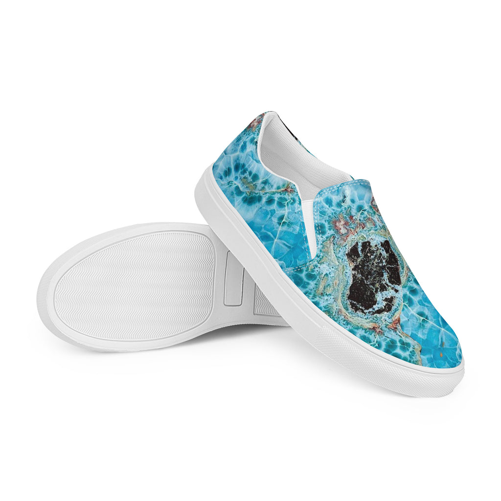 mens slip on canvas Shoe white exclusive unique style, all over printed larimar crystal art-design made by paradiso og urban streetwear label